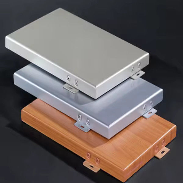 Parede cortina de alumínio vidrado branco com isolamento térmico K=2.0W/(m2·K) Largura máxima 6m