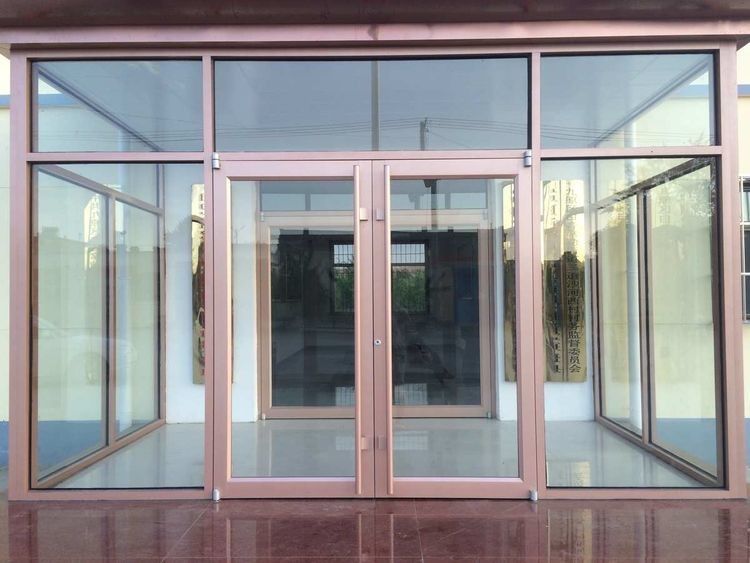 Alumínio de aço inoxidável Exterior Duplo piso de mola automática de balanço Portas 72x96 ODM
